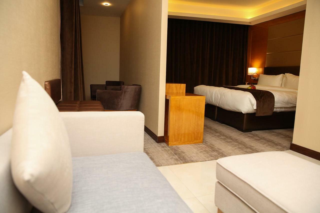 Gloria Hotel Амман Экстерьер фото